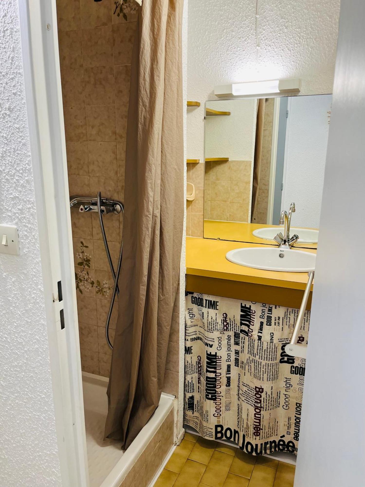 Studio Cabine 4 Couchages Avec Piscine Lb Ле-Гро-дю-Руа Екстер'єр фото